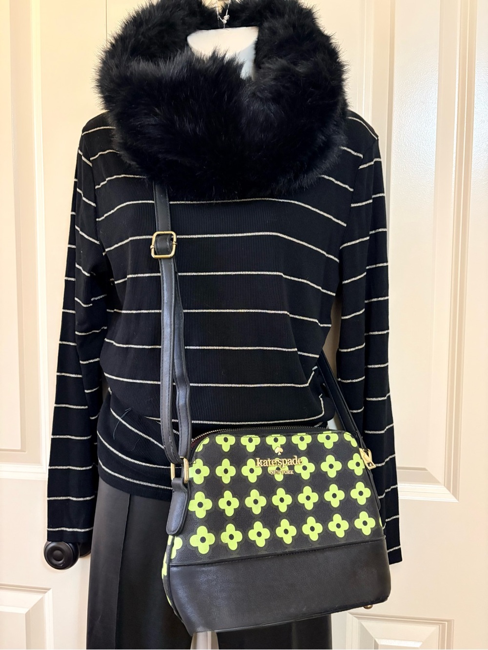 2pc kate spade Black with Lime Green Floral Crossbody w/ faux fur infinity scarf